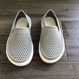 Crocs-toddler size 7